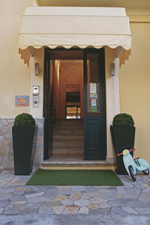 Residence Conchiglia Aparthotel Alassio Extérieur photo